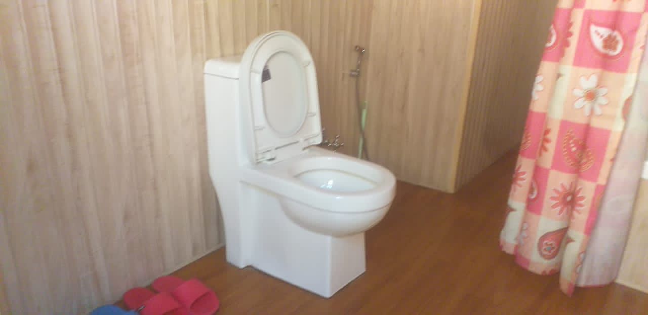 washroom 2